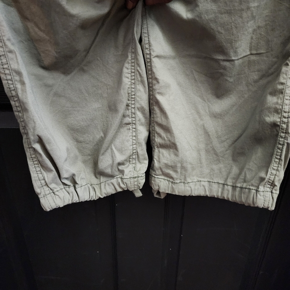 NEW Hollister Sz. L Adjustable Rise Baggy Parachute Pants - Picture 8 of 14